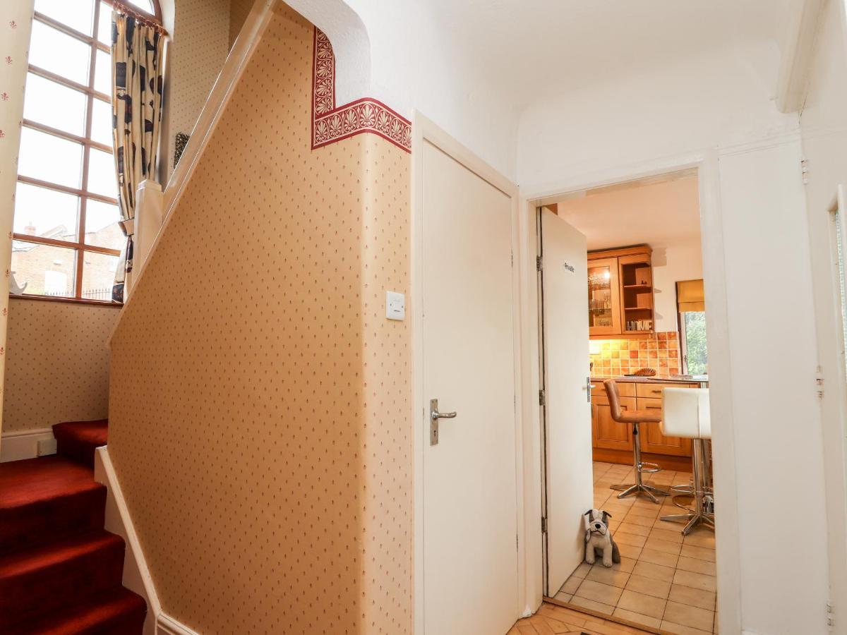Dee Heights Penthouse Appartement Chester Buitenkant foto